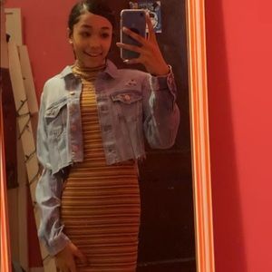 Meet your Posher, Isis